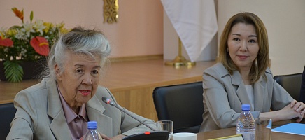 А.Х. Арыстанбекованың мерейтойына арналған дөңгелек үстел  фото галереи 6